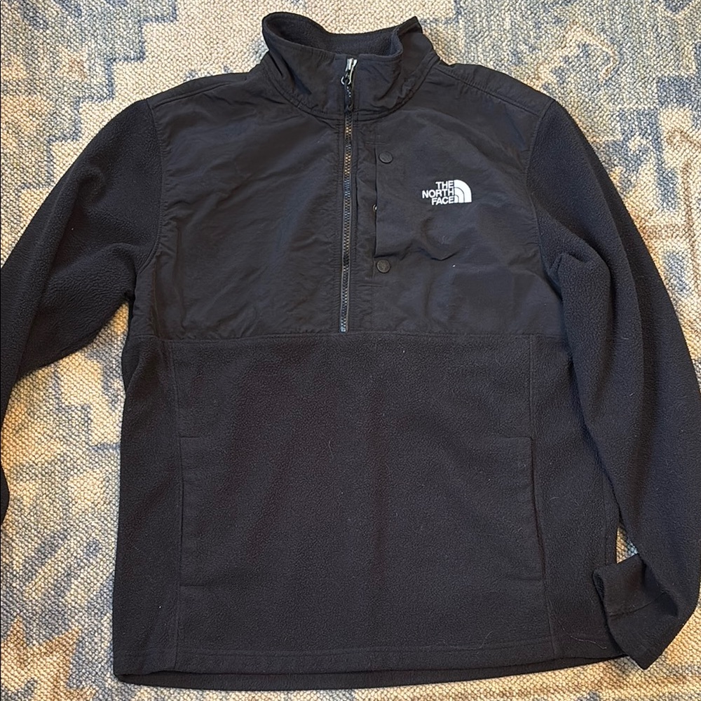 The North Face Men's Black Fleece Jacket